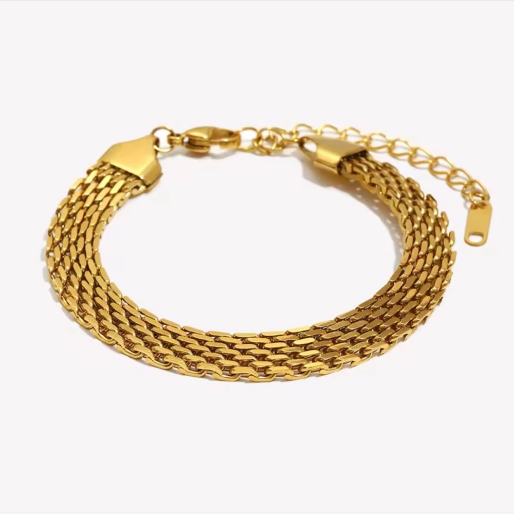 Stainless Steel Gold Plated Chain Bracelet 18K Look Waterproof - Picture 2 of 10
